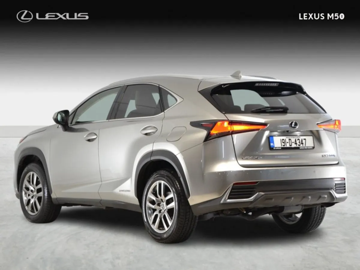Lexus NX 300h Executive - Image 3