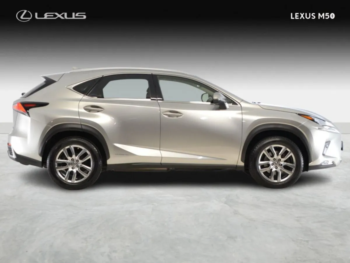 Lexus NX 300h Executive - Image 4