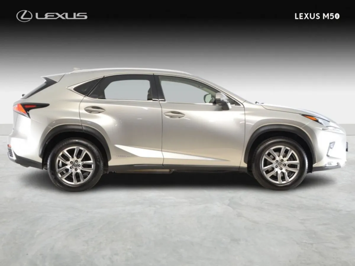 Lexus NX 300h Executive - Image 4