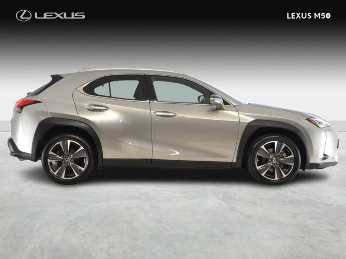 Lexus UX250h Dynamic - Image 4