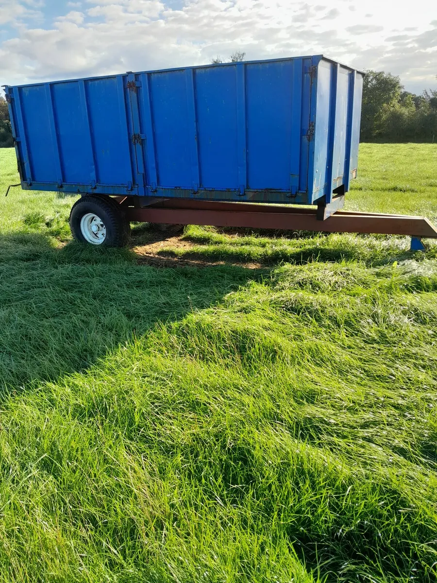 Silage, turf, grain trailer - Image 1