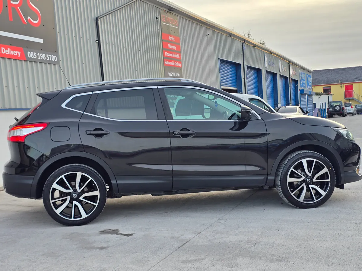 162 NISSAN QASHQAI TOP SPEC NEW NCT - Image 4