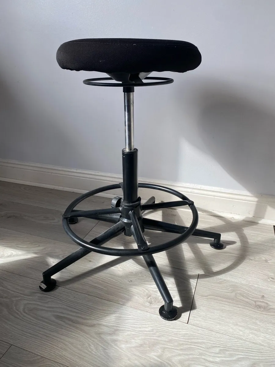 Office Adjustable Stool - Habitat Fia Black - Image 2