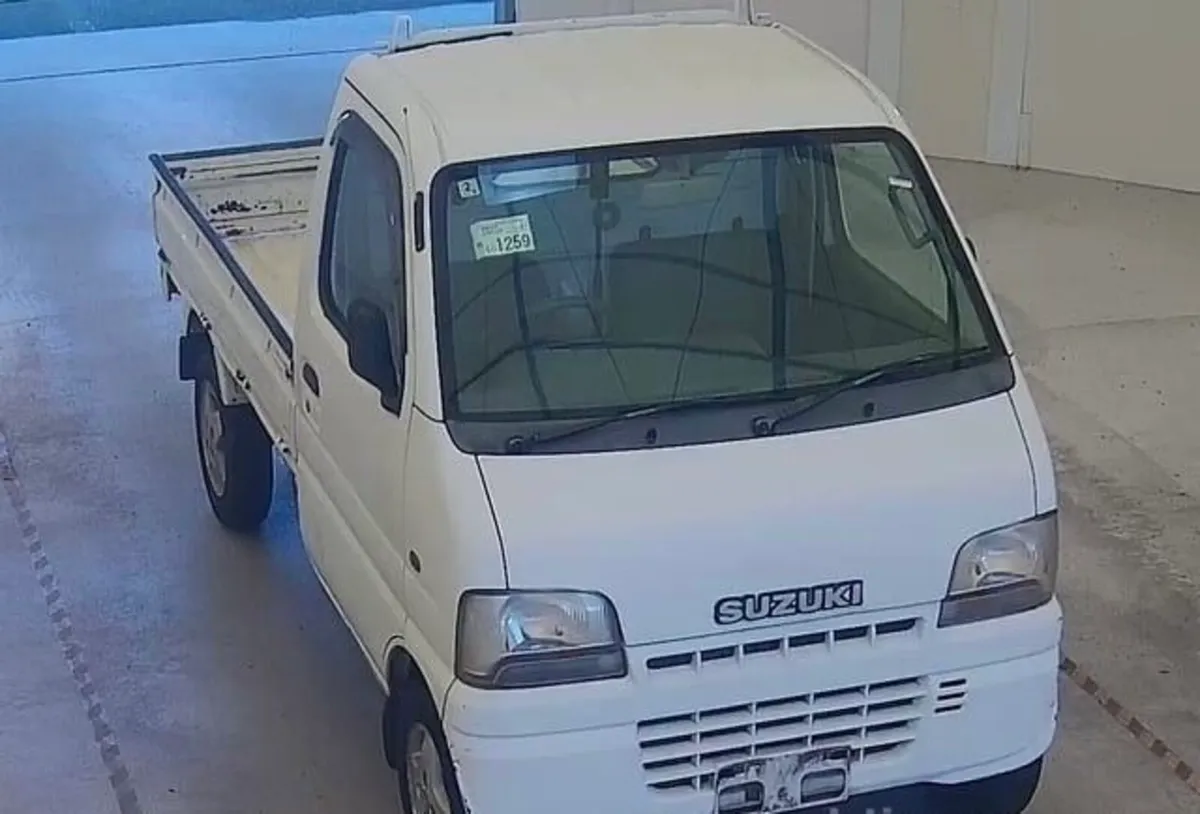 2001 Suzuki carry 4 wheel drive - Image 2