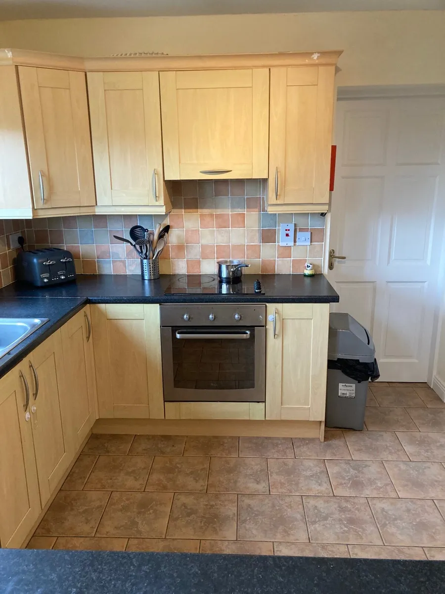 Kitchen - Image 2
