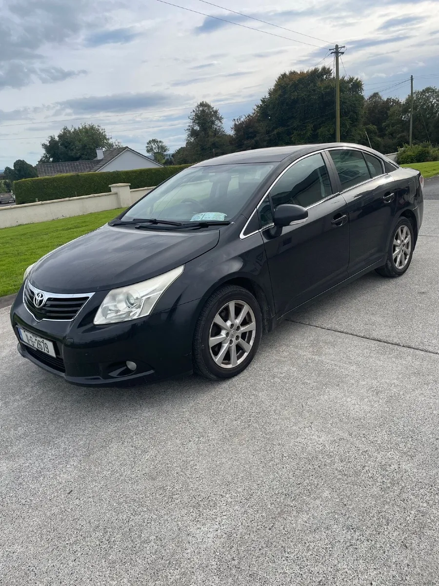 Toyota Avensis 2011 - Image 3