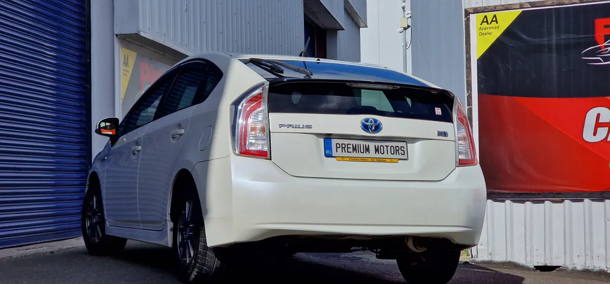 Toyota prius AA Approved - Image 3