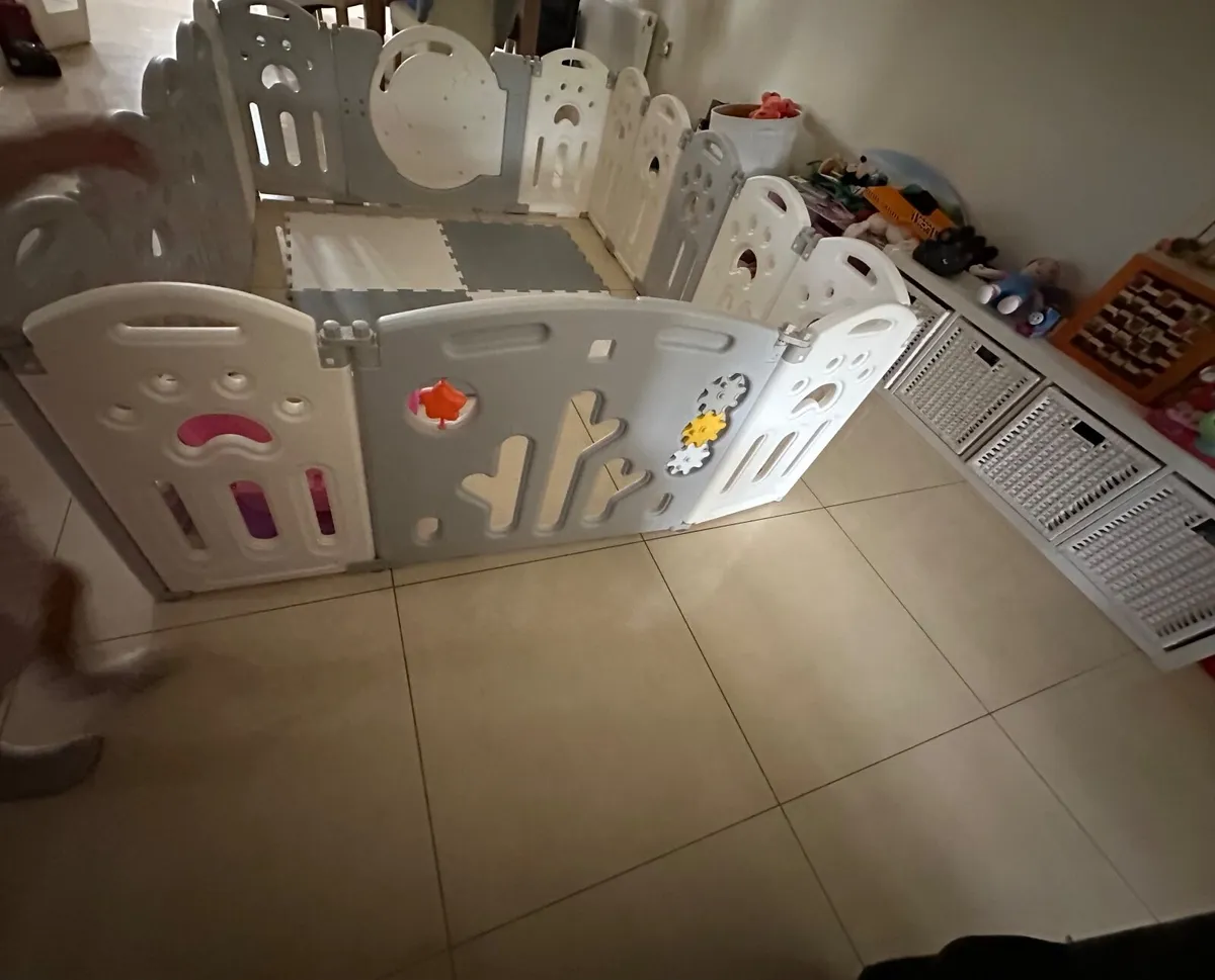 Baby Playpen - Image 4