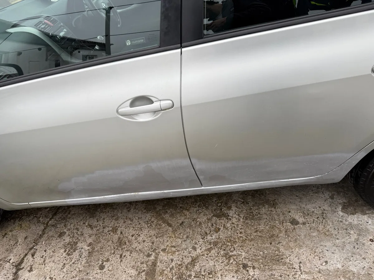Toyota Auris 1.4D Terra 2009 - Image 3
