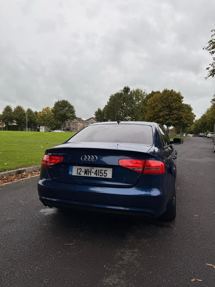 Audi A4 - Image 2