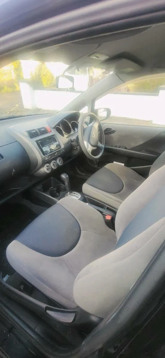 Honda FIT, automatic - Image 4