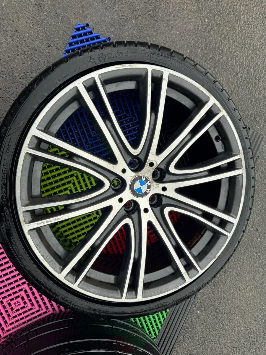 Genuine BMW 759i 20” alloys - Image 2