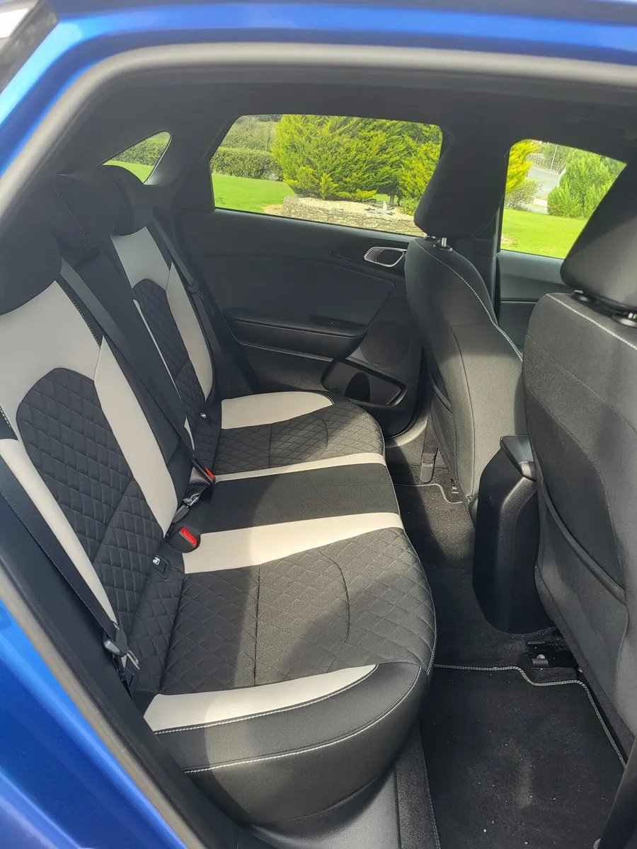 Kia Ceed - Image 4