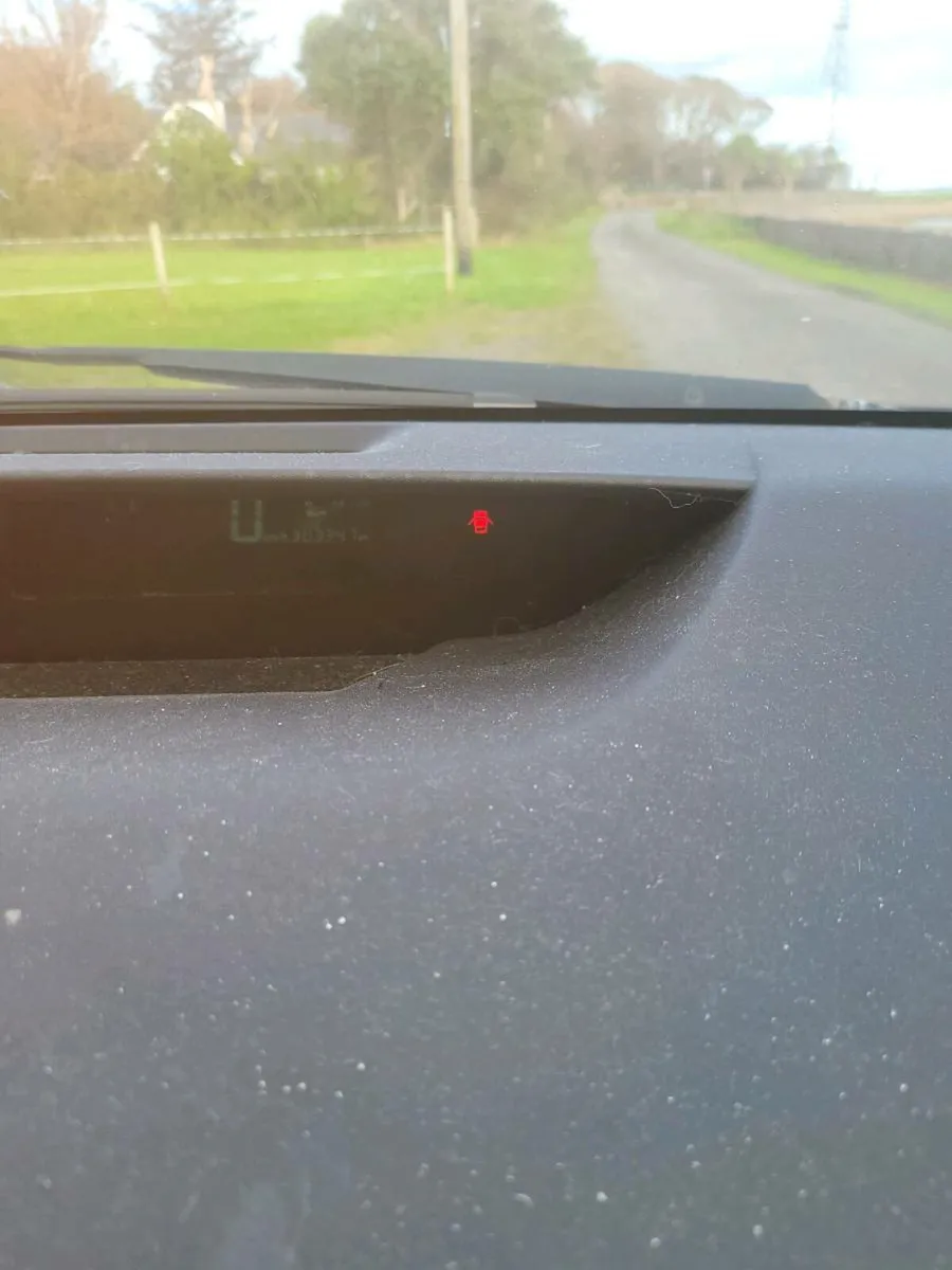 Car - Image 4