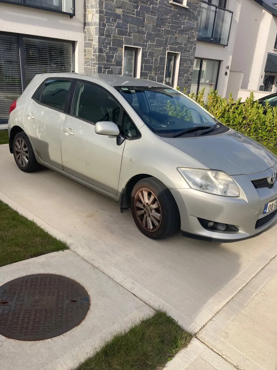 Toyota Auris 2008 - Image 1