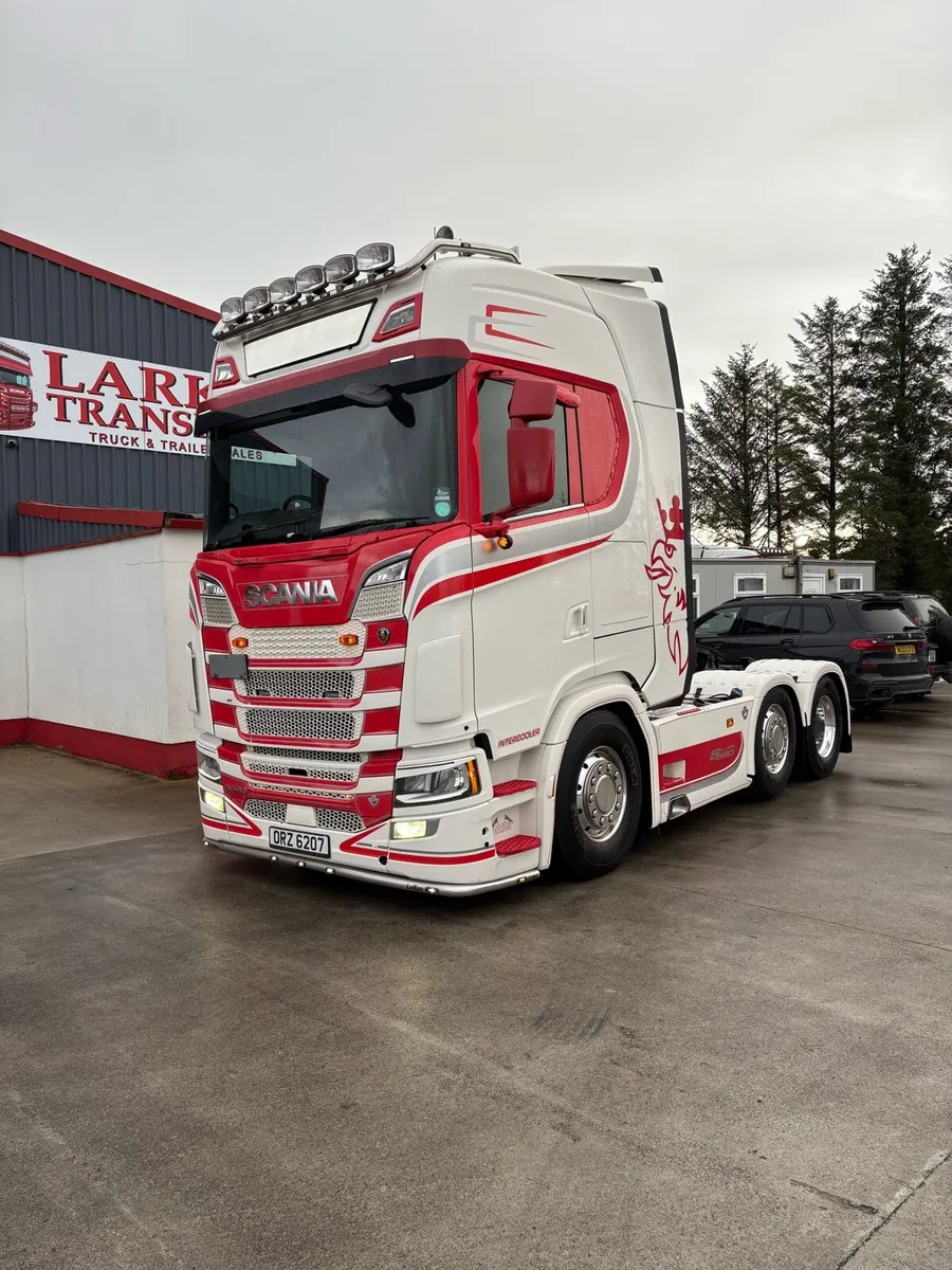 Scania S580 2019 6x2 Midlift Full Air - Image 3
