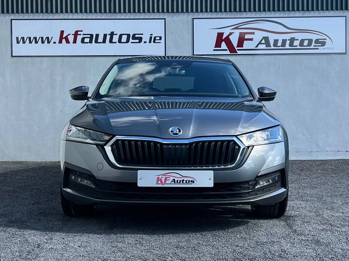 Skoda Octavia SE Technology 2.0TDI 6 Speed Manual - Image 2