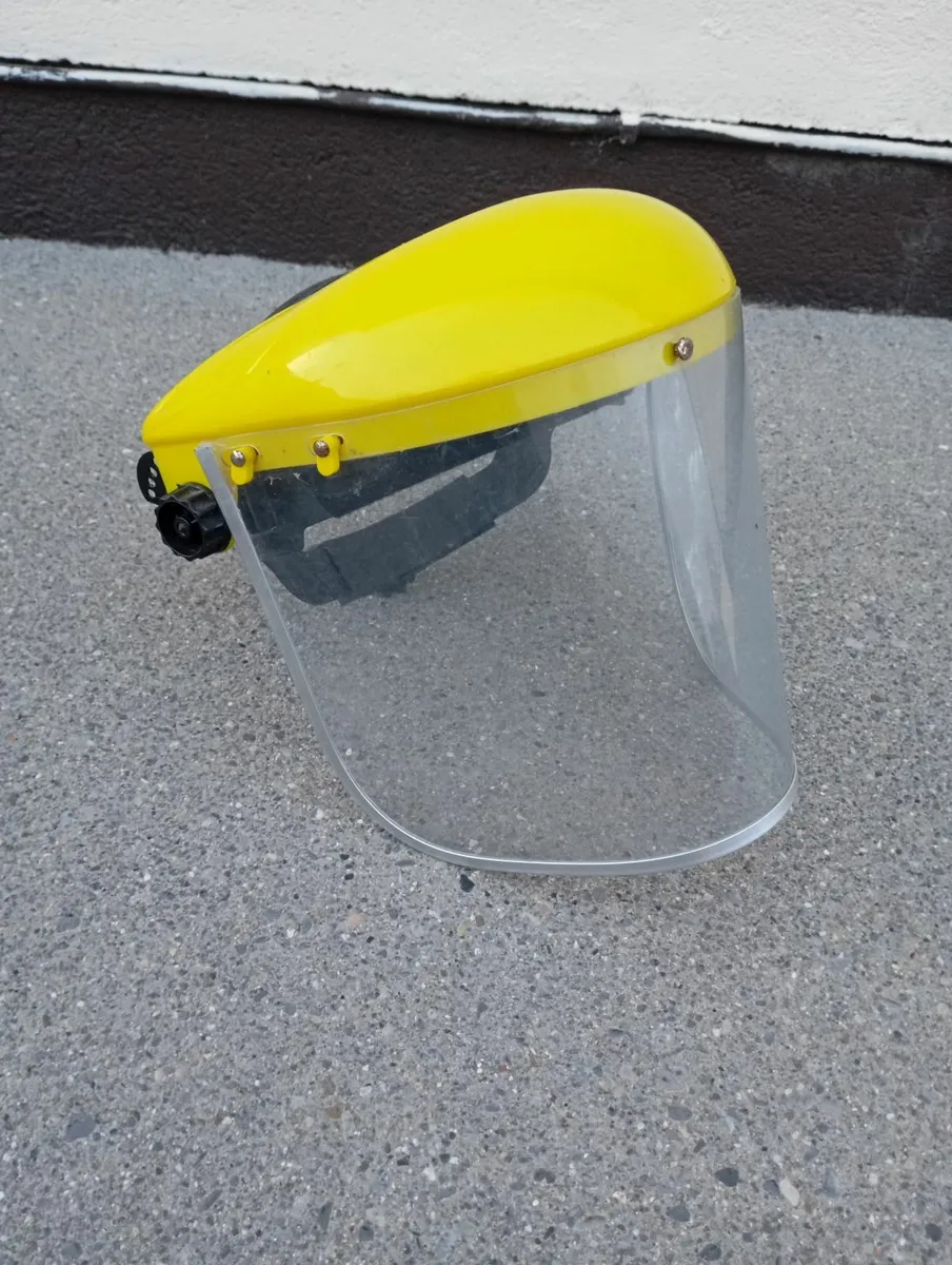 Strimmer Shield