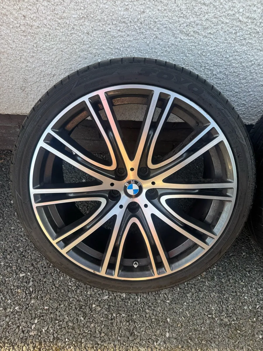 20’ GENUINE BMW G30 ALLOY WHEELS & TYRES 759M - Image 4