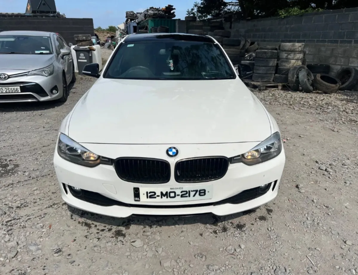 2012 Bmw F30 2.0 Diesel No Damage - Image 3