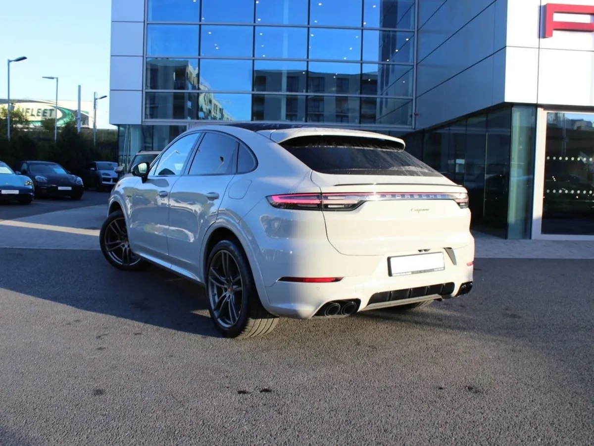 Porsche Cayenne E-hybrid Coupe Platinum Edition - Image 2