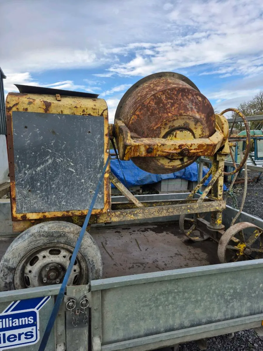 Cement mixer - Image 2
