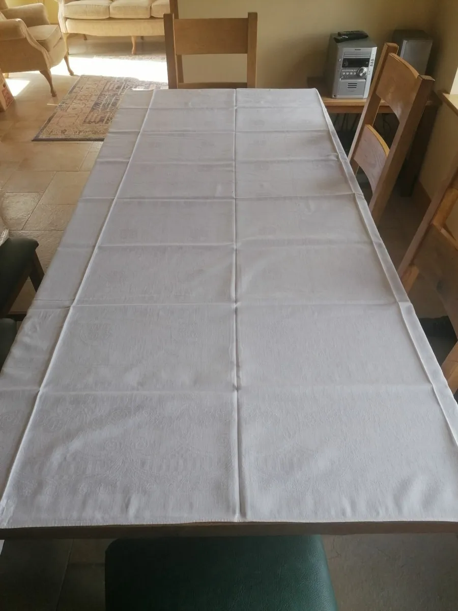 Linen Damask Tablecloths - Image 4