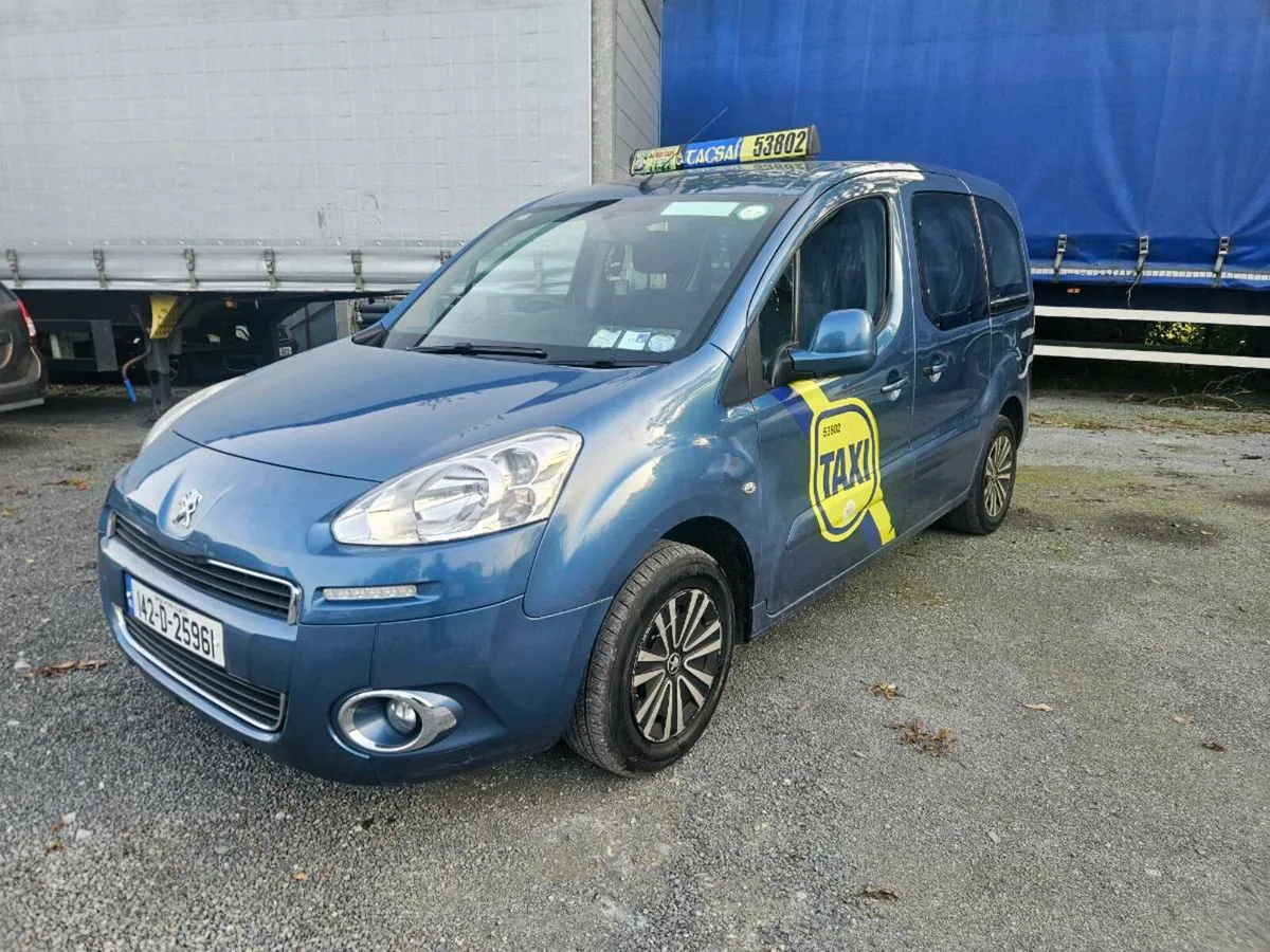Taxi for rent - Image 2