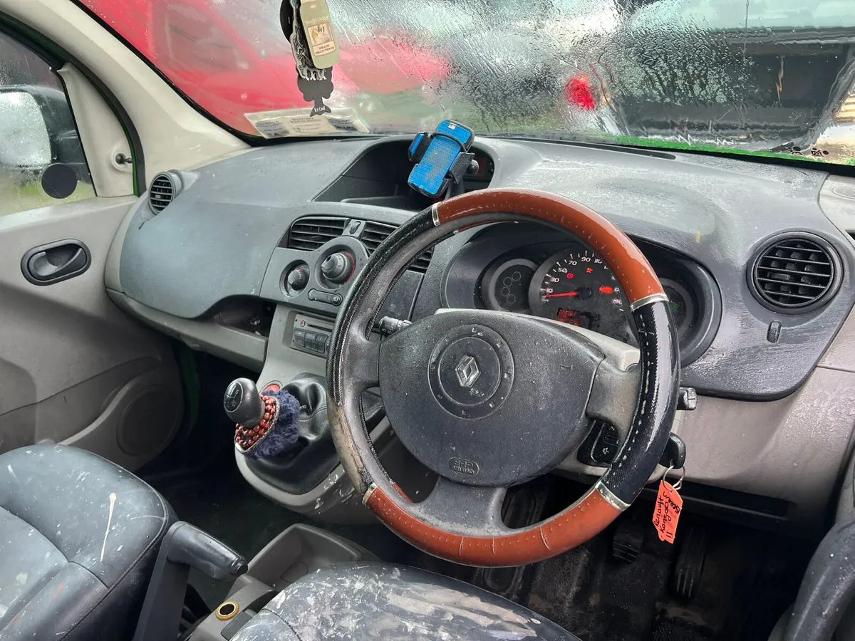 2011 Renault Kangoo Not Damaged Drive Away - Image 3