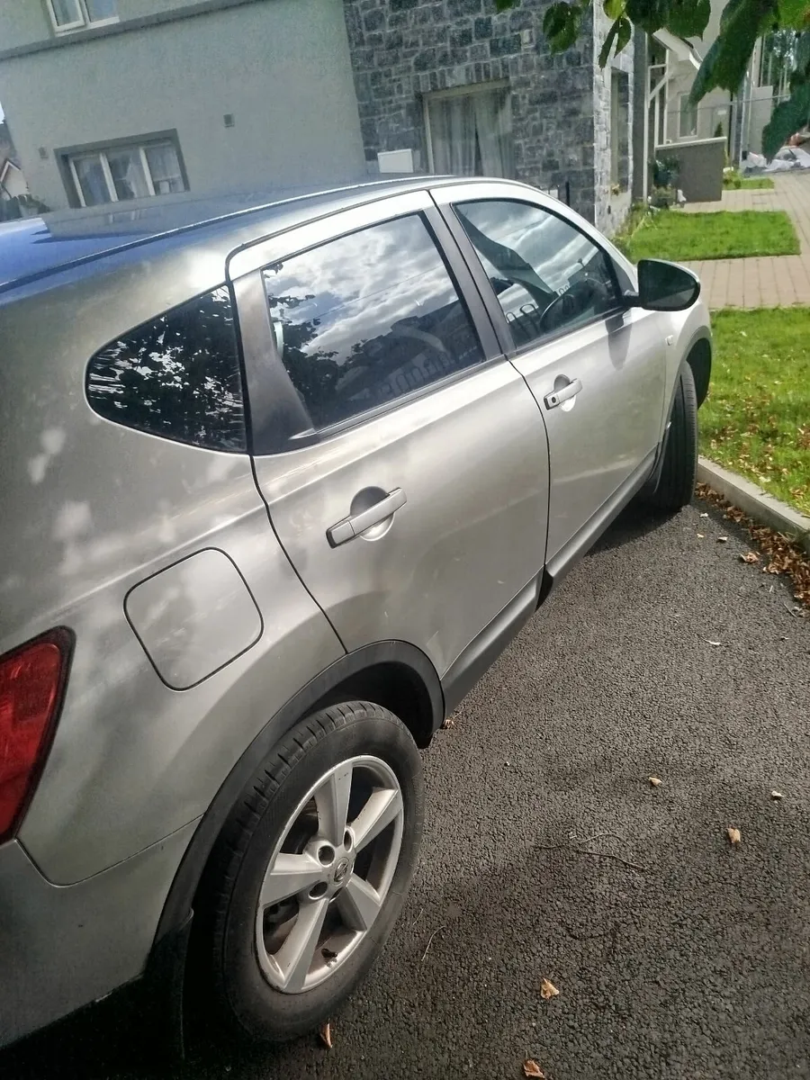 Nissan Qashqai 2009 - Image 4