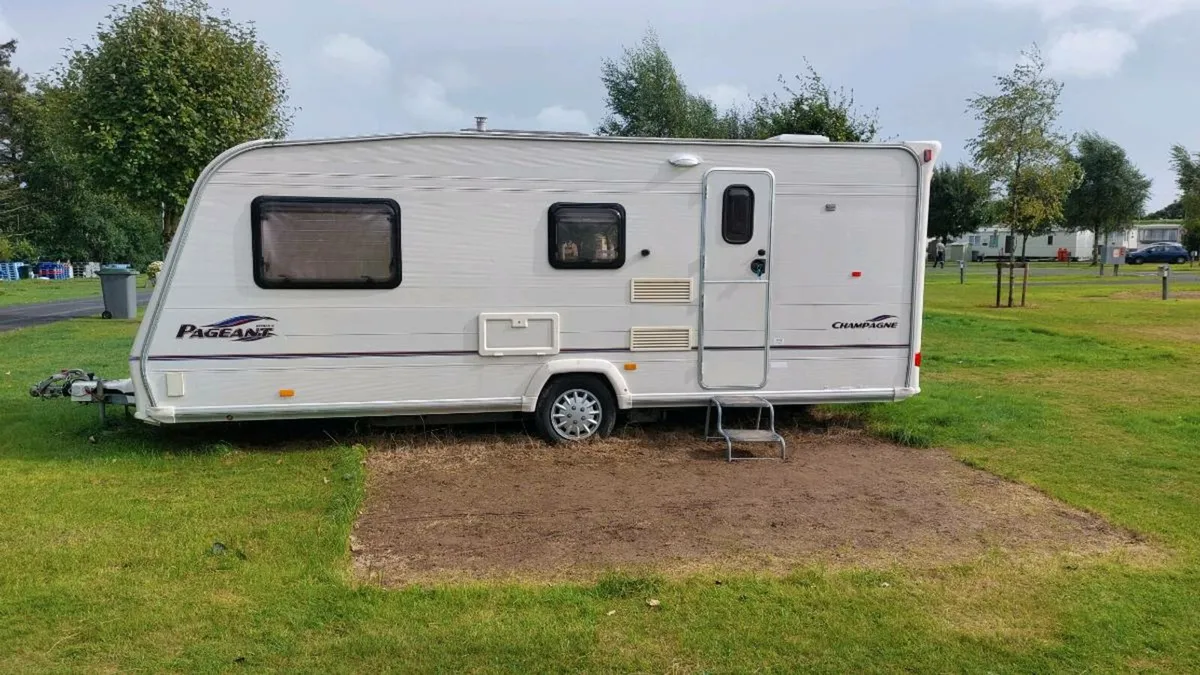 Caravan - Image 4