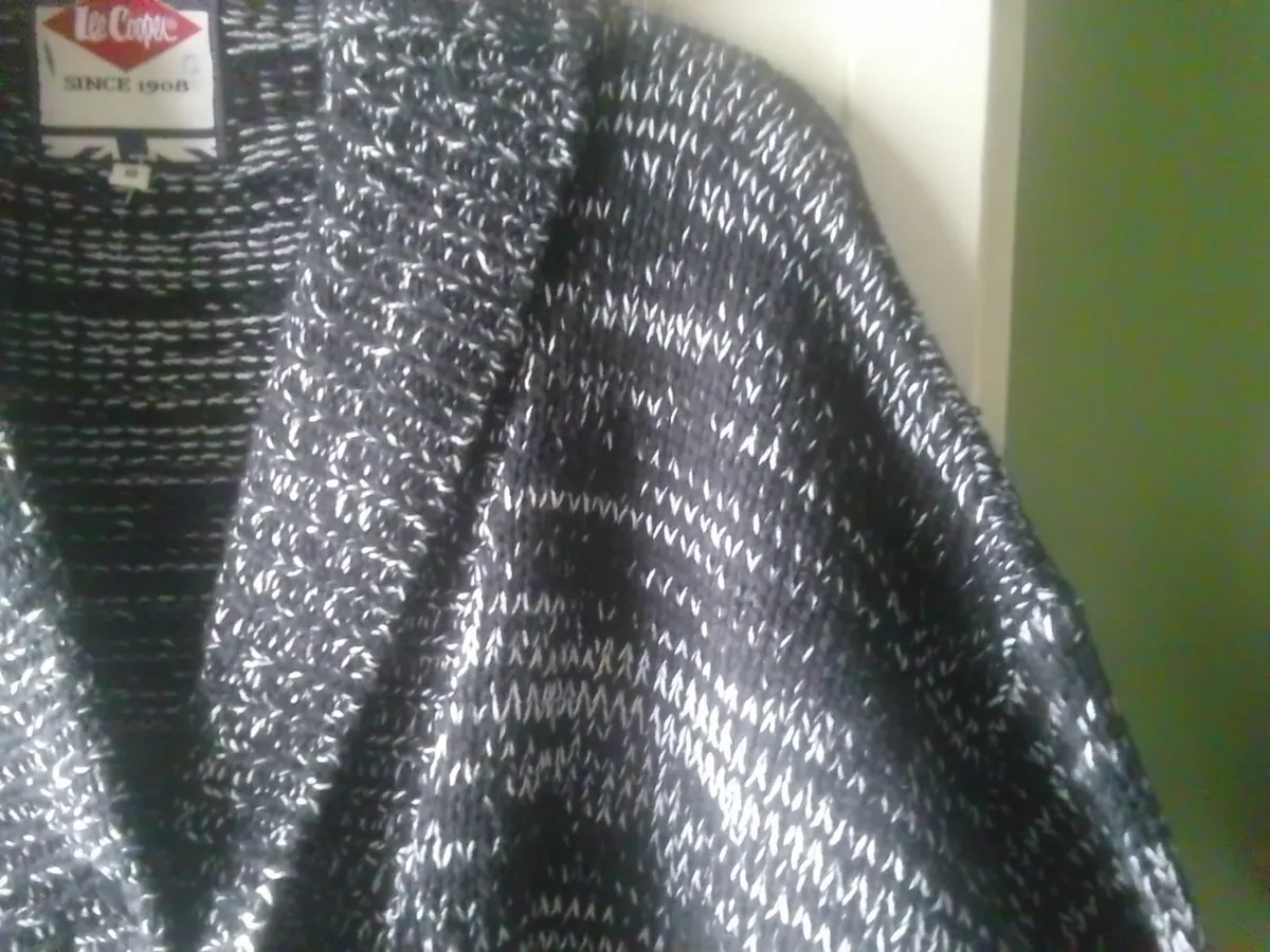 LEE COOPER VINTAGE BLACK & WHITE CARDIGAN SIZE 18 - Image 3