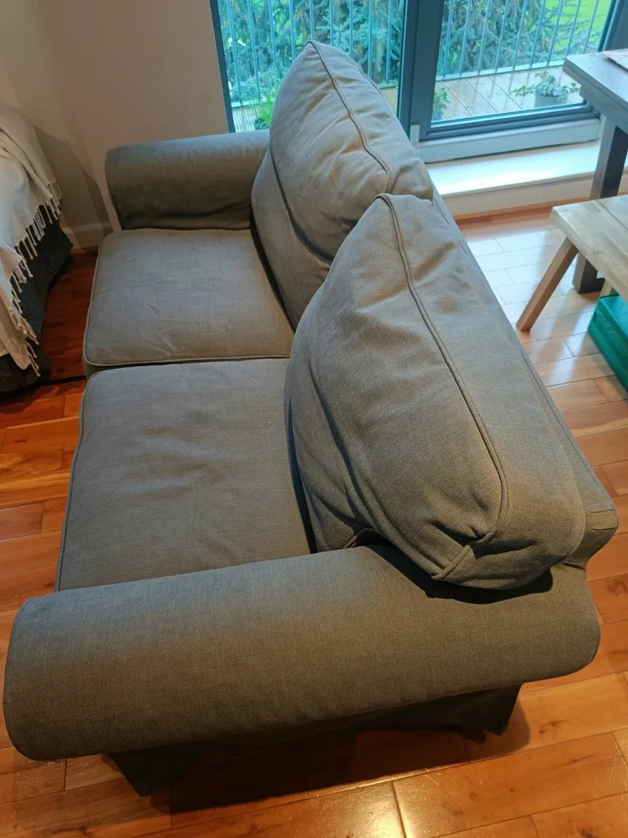 EKTORP 2-seat sofa, Hakebo dark grey - Image 4