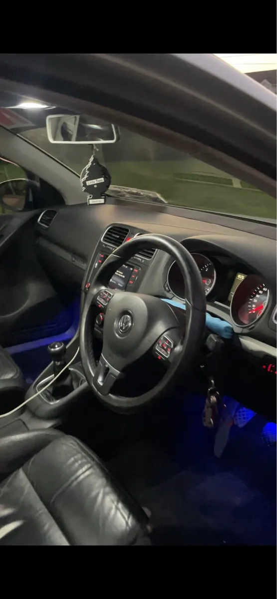 Volkswagen Golf mk6 - Image 4