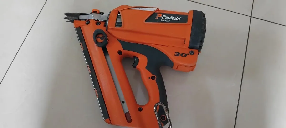 Paslode IM350+ Lithium Nailer "Fully Serviced" - Image 1