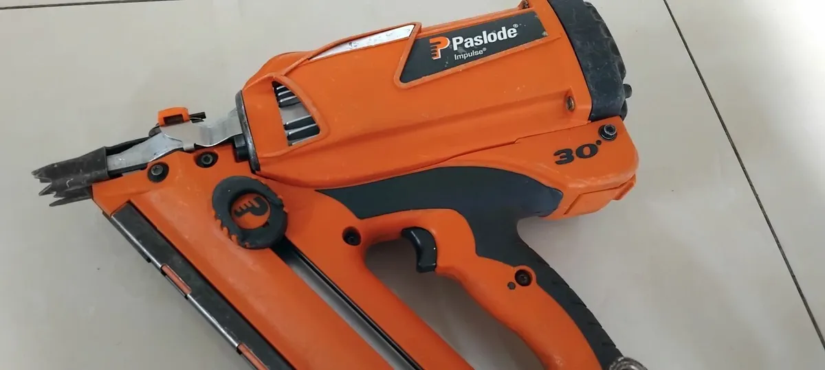 Paslode IM350+ Lithium Nailer "Fully Serviced" - Image 3