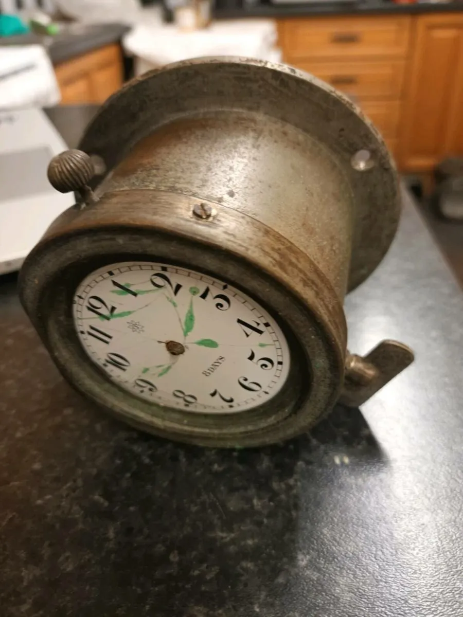 Veteran Car Clock - Image 4