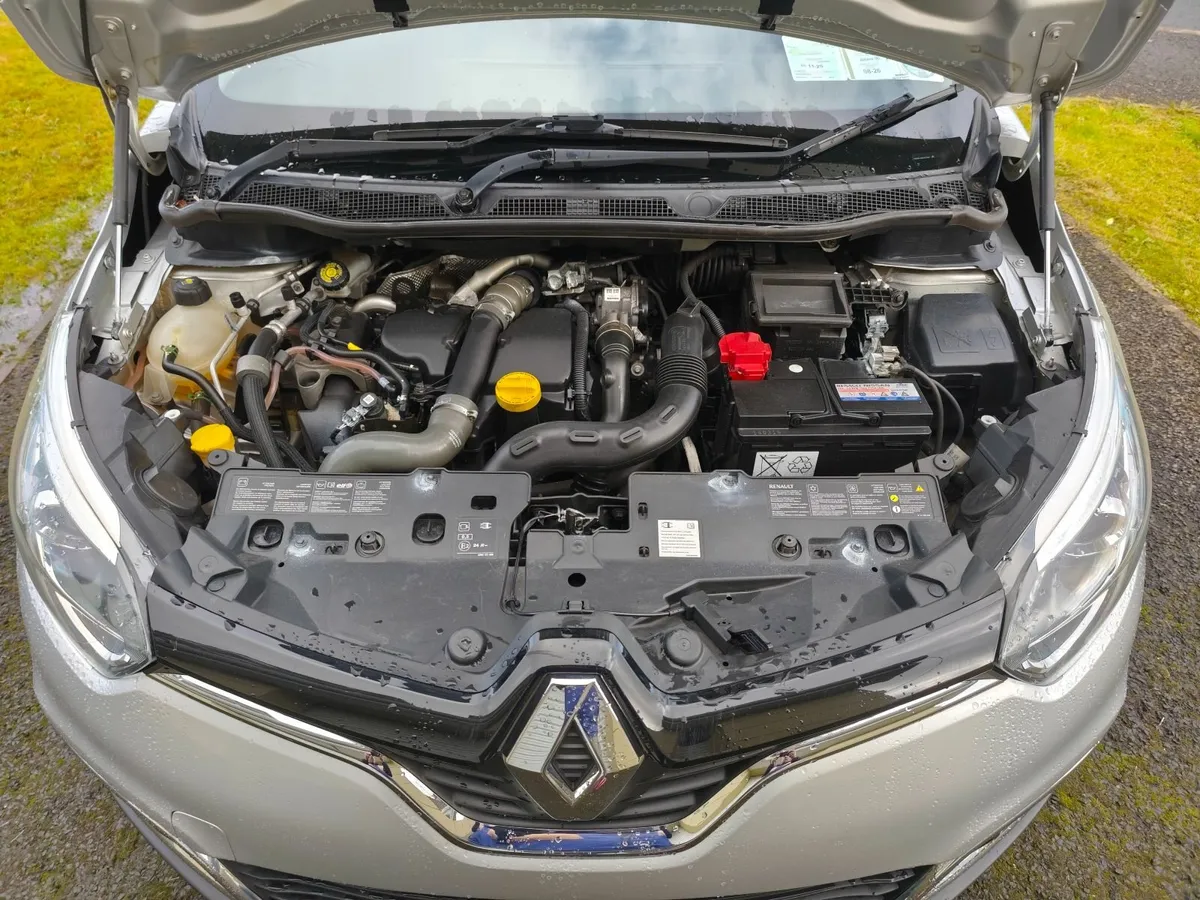 Renault Captur 2015 - Image 2