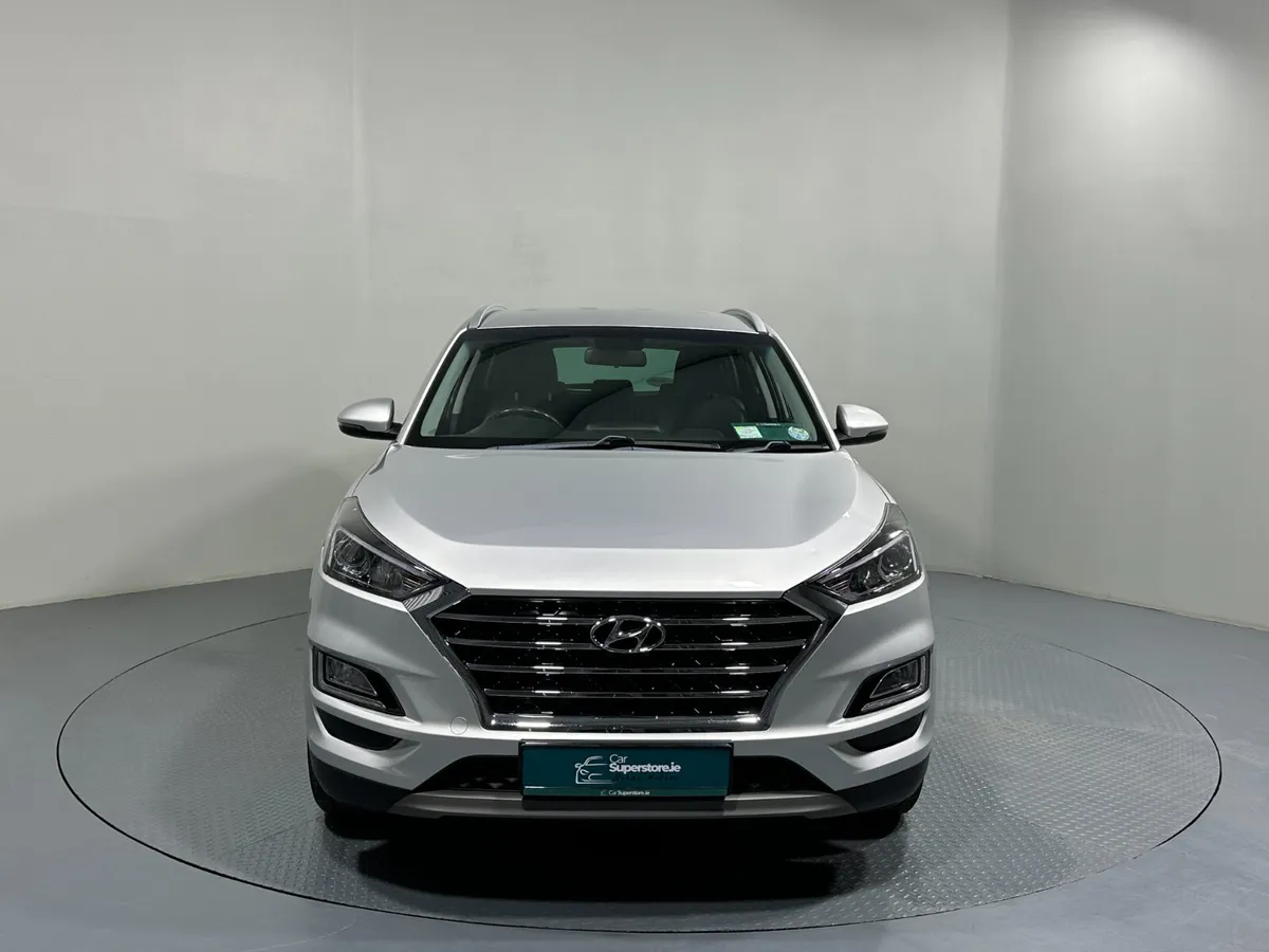 Hyundai Tucson Executive 1.6 Crdi 192 - Image 2