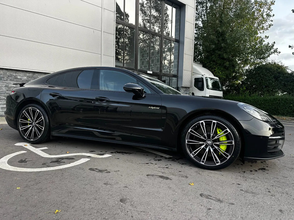 🔥 Porsche Panamera 2.9 V6 E-Hybrid 2022 🔥 - Image 2