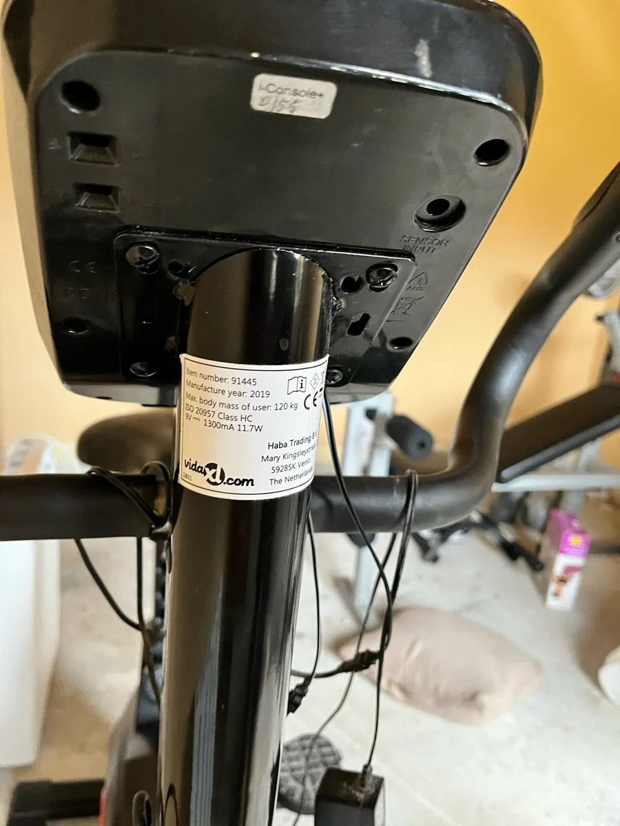 Exercise bike - Image 1
