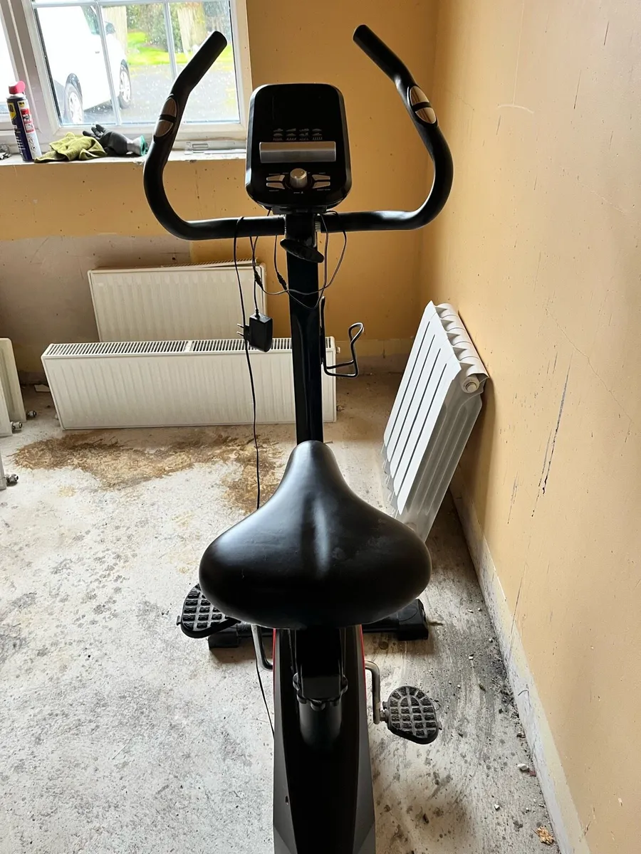Exercise bike - Image 2