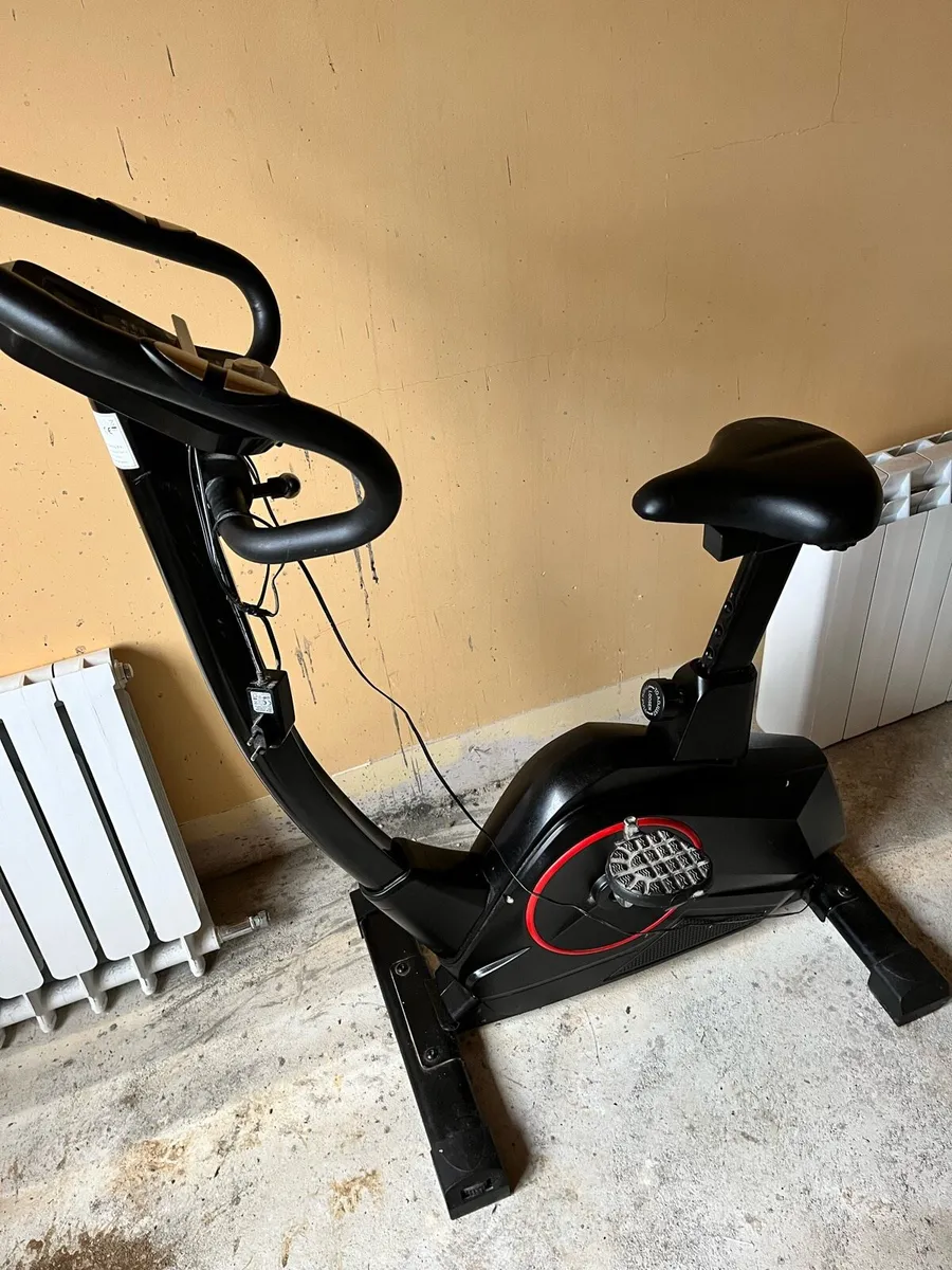 Exercise bike - Image 4
