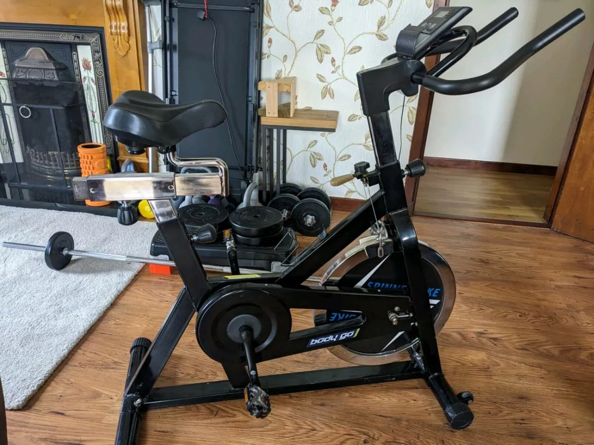 Spinning Bike and treadmill - Image 1