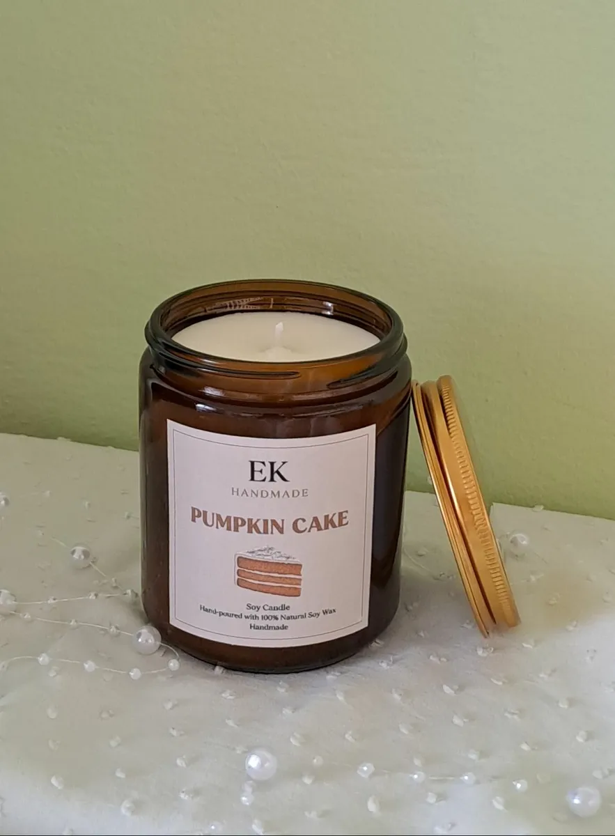 Soy Handmade Candle Pumpkin Cake 250ml - Image 4