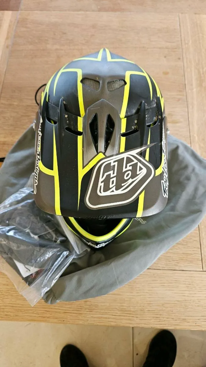 TroyLee Designs Full face MTB helmet - Image 2