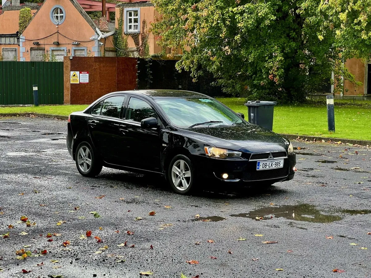 MITSUBISHI LANCER 1.5 INTENSE - Image 1