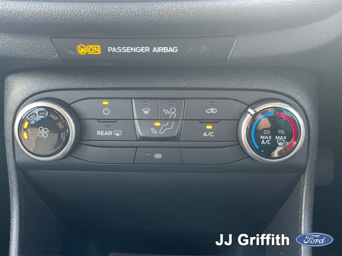 Ford Fiesta 1.0t Ecoboost 95ps Titanium - Image 4