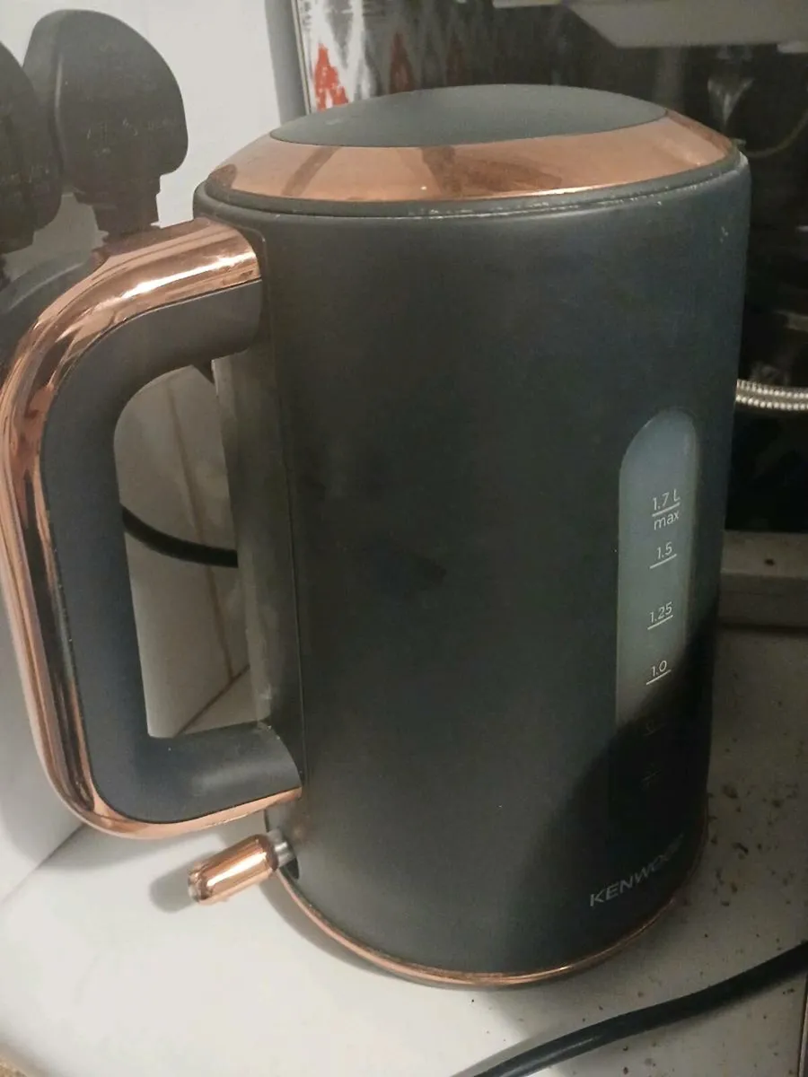 Kenwood kettle and toaster - Image 2