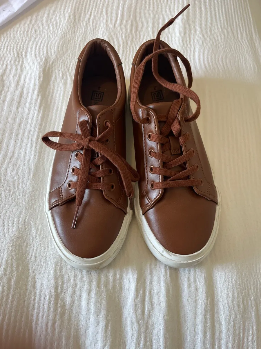 Next boys shoes size 2 - Image 1